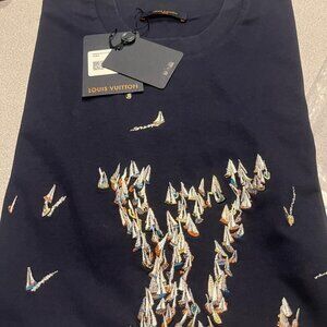 Louis Vuitton navy Tshirt